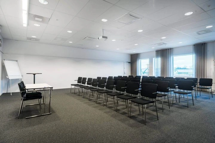 Konferensrummet Wembley med utsikt över staden